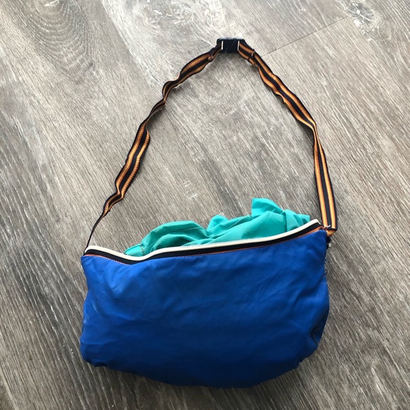 Classic Kway Unisex Rain Jacket - Picture 10 of 13